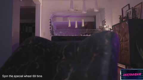 Snapshot of lucyallenx chatting on December 2024 06:21:01 AM Lucy Alien online show from December 2024 06:21:01 AM