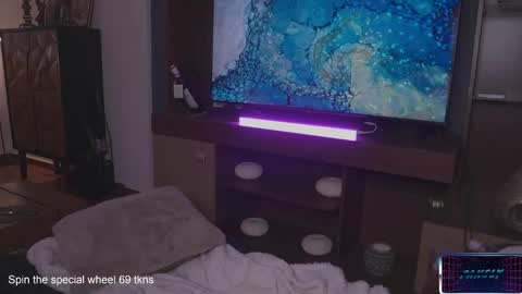 Snapshot of lucyallenx chatting on December 2024 12:41:01 AM Lucy Alien online show from December 2024 12:41:01 AM