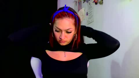 Snapshot of lucycherry__ chatting on February 2025 01:26:02 AM LUCIA online show from February 2025 01:26:02 AM