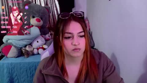 Snapshot of lucycherry__ chatting on November 2025 07:02:02 PM LUCIA online show from November 2025 07:02:02 PM