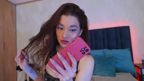 LucyDeLuca online show from May 2026 04:30:01 AM