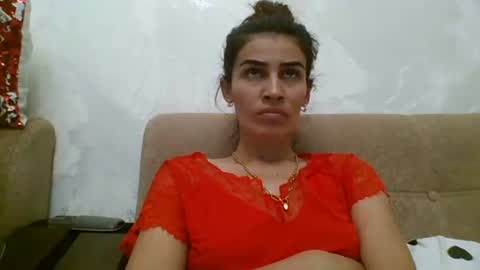 lucydoorbell online show from October 2025 06:09:01 PM