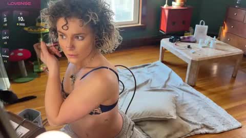 lucydreamsbaby online show from January 2025 08:58:01 PM