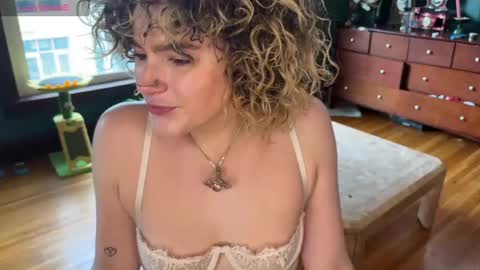 lucydreamsbaby online show from March 2025 12:16:01 AM