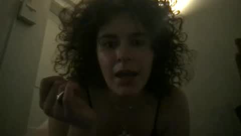 lucydreamsx2 online show from April 2026 02:17:02 AM