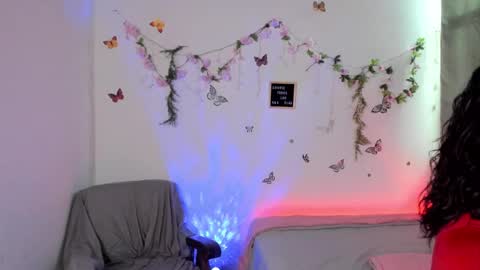 Snapshot of lucygarciia chatting on February 2025 06:01:02 PM Lucy online show from February 2025 06:01:02 PM