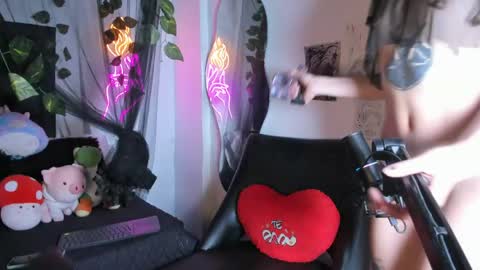 Snapshot of lucyjade2 chatting on May 2026 08:15:01 PM lucyjade2 online show from May 2026 08:15:01 PM