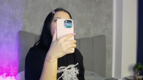 Snapshot of lucyrayy chatting on February 2026 08:01:02 PM lucyrayy online show from February 2026 08:01:02 PM