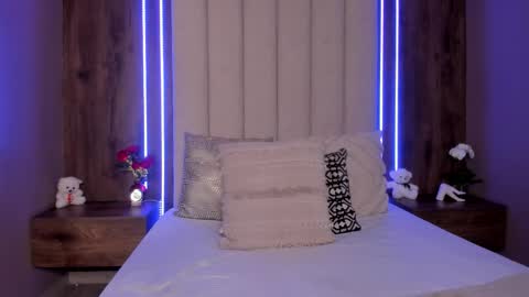 Lucy online show from March 2026 09:42:01 AM