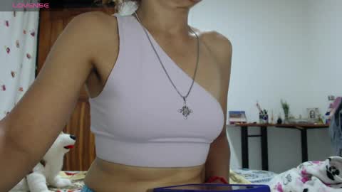 Snapshot of lucysexy4u chatting on April 2026 10:08:02 AM I am Luciana Martin... Welcome in my room online show from April 2026 10:08:02 AM