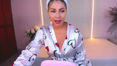 Snapshot of lucywild8 chatting on May 2026 07:44:01 PM Lucy Wold online show from May 2026 07:44:01 PM