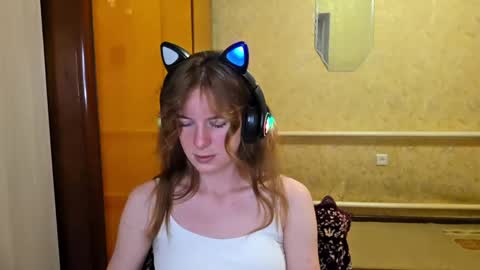 Sofia online show from May 2026 06:08:02 AM