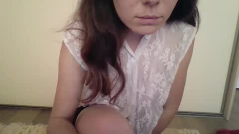 Lucie online show from October 2025 01:19:01 PM