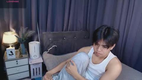 luigi_moreno online show from September 2025 06:19:02 PM