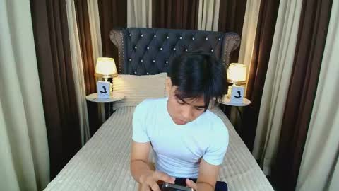 Snapshot of luigi_moreno chatting on December 2025 10:55:02 AM luigi_moreno online show from December 2025 10:55:02 AM