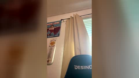 luis132578 online show from March 2026 09:33:02 PM