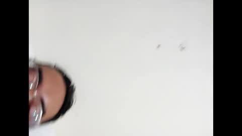 Snapshot of luis2988z chatting on January 2025 12:05:02 AM Hairyman online show from January 2025 12:05:02 AM