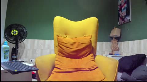 Snapshot of luis_as chatting on February 2025 05:53:02 PM Luis AS online show from February 2025 05:53:02 PM