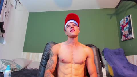 Snapshot of luis_as chatting on February 2025 02:58:01 PM Luis AS online show from February 2025 02:58:01 PM