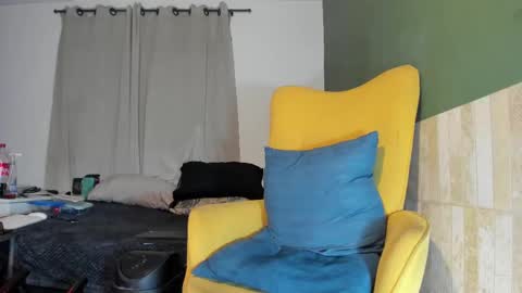 Snapshot of luis_as chatting on February 2025 02:38:01 PM Luis AS online show from February 2025 02:38:01 PM