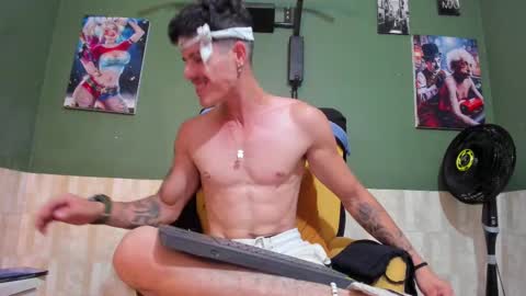 Snapshot of luis_as chatting on March 2025 02:08:02 PM Luis AS online show from March 2025 02:08:02 PM