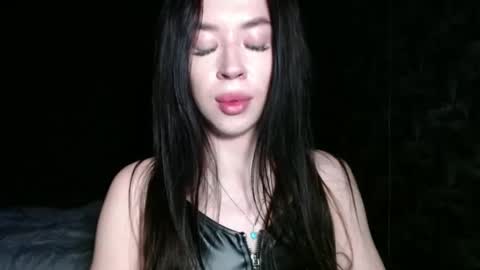 luisa lovedom online show from May 2026 01:13:01 AM