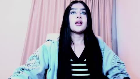 Luisa Diaz online show from June 2026 11:18:01 PM