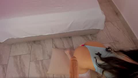 L U I S A online show from February 2026 08:07:02 PM