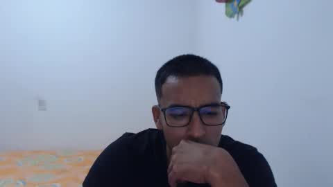 luisatr2017 online show from December 2025 04:40:02 AM