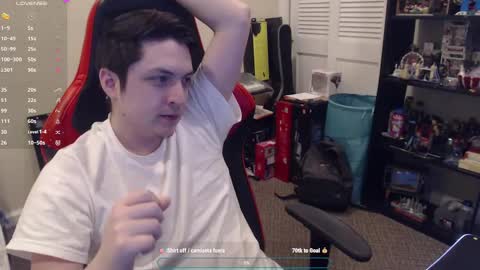 Luisdiaztube online show from December 2024 02:06:02 AM