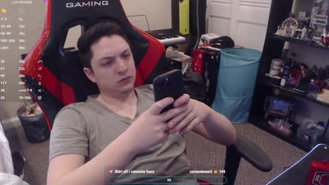 Luisdiaztube online show from January 2025 07:10:01 PM