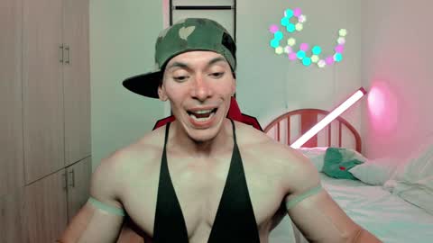 Snapshot of luisfernikesportboy chatting on December 2024 09:04:01 PM Luis Fer PVT IS OPEN online show from December 2024 09:04:01 PM