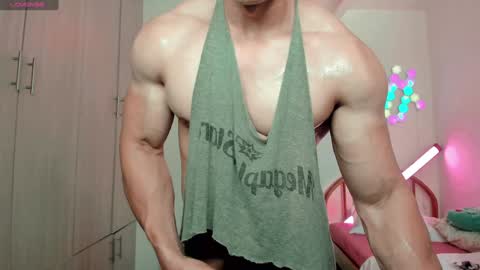 Snapshot of luisfernikesportboy chatting on December 2024 08:01:02 PM Luis Fer PVT IS OPEN online show from December 2024 08:01:02 PM
