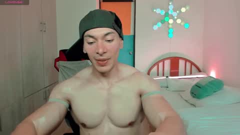 Snapshot of luisfernikesportboy chatting on February 2025 03:30:02 PM Luis Fer PVT IS OPEN online show from February 2025 03:30:02 PM