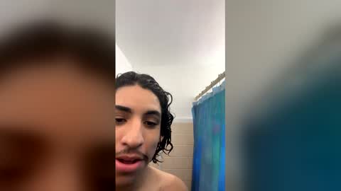 luisreynoso9091 online show from December 2025 03:41:01 PM