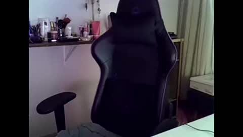 Snapshot of luizacandy chatting on December 2024 01:56:01 PM luizacandy online show from December 2024 01:56:01 PM