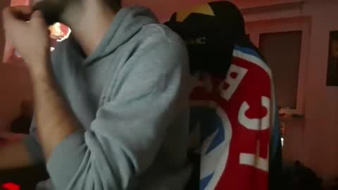 lukasschoetz online show from November 2025 08:54:02 PM