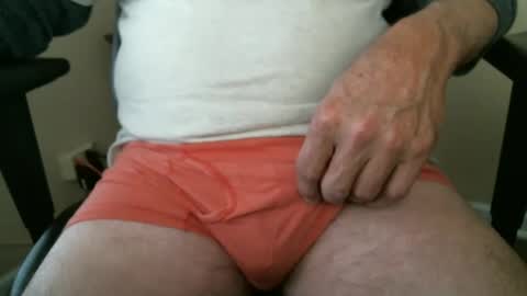 Snapshot of luke7711 chatting on November 2025 02:27:01 PM luke7711 online show from November 2025 02:27:01 PM