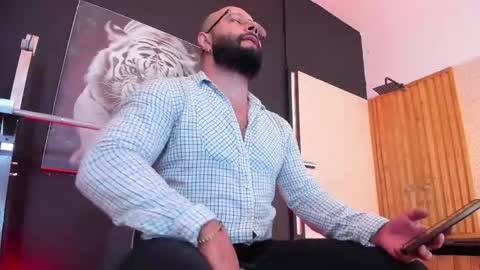 LUKE online show from November 2025 11:33:01 AM