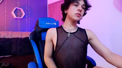 Snapshot of luke_howland chatting on January 2025 11:26:01 PM Luke online show from January 2025 11:26:01 PM