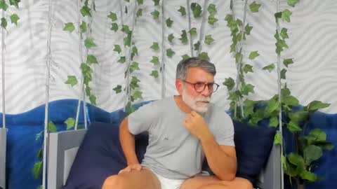 Luke Crews online show from February 2025 07:17:02 PM