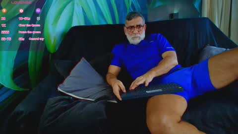 Luke Crews online show from September 2025 07:37:02 PM