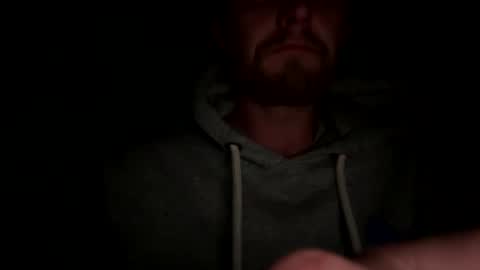 Snapshot of lukeeeeey96 chatting on October 2025 04:51:02 AM lukeeeeey96 online show from October 2025 04:51:02 AM