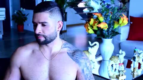 Lukhas f4f online show from March 2026 05:41:01 PM