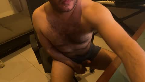 Snapshot of lukko33 chatting on November 2025 06:35:02 AM lukko33 online show from November 2025 06:35:02 AM