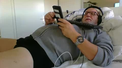 Snapshot of luley58 chatting on February 2025 09:54:01 AM luley58 online show from February 2025 09:54:01 AM