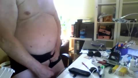 Snapshot of luley58 chatting on May 2026 06:41:01 AM luley58 online show from May 2026 06:41:01 AM
