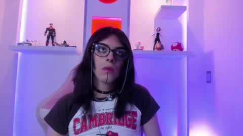 Snapshot of lullaby_charade chatting on November 2025 11:43:01 AM Cookie online show from November 2025 11:43:01 AM