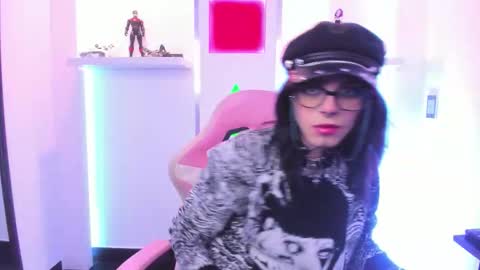 Snapshot of lullaby_charade chatting on November 2025 11:43:01 AM Cookie online show from November 2025 11:43:01 AM