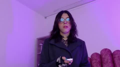 Snapshot of lullaby_charade chatting on November 2025 12:04:01 PM Cookie online show from November 2025 12:04:01 PM